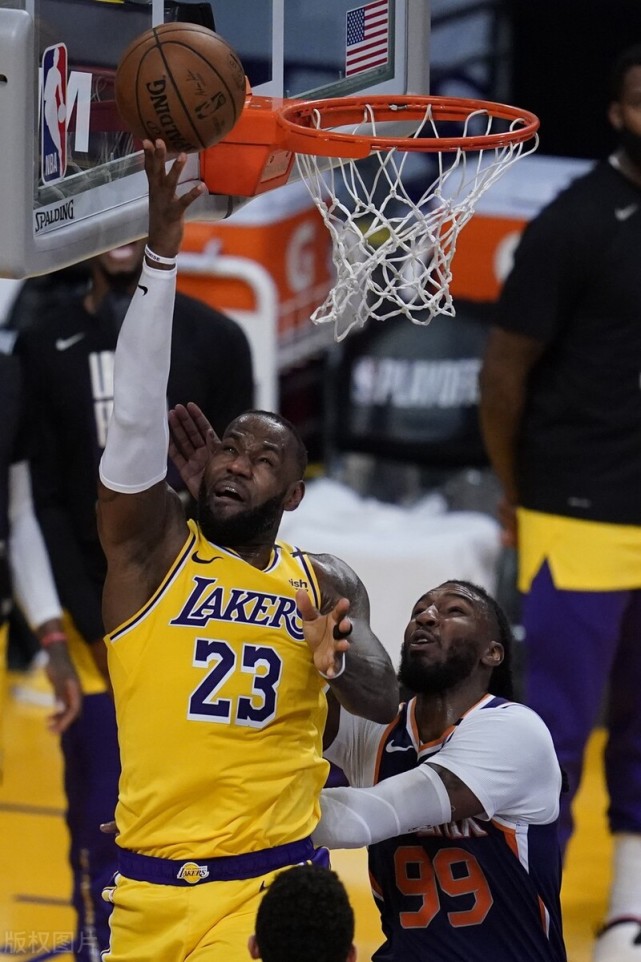 开云体育-转折点！西汉姆临场应变，NBA季后赛清晨攻防权衡，引发热议，心理建设被强调的简单介绍